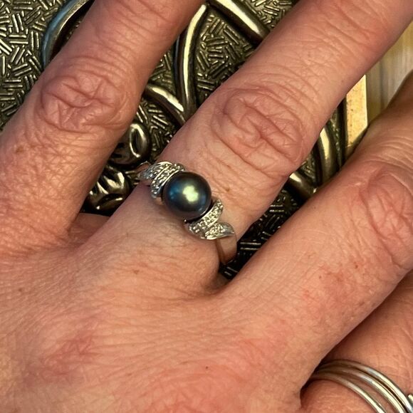 10k White Gold 9mm Grey Tahitian Pearl and Diamond Ring - Picture 1 of 15